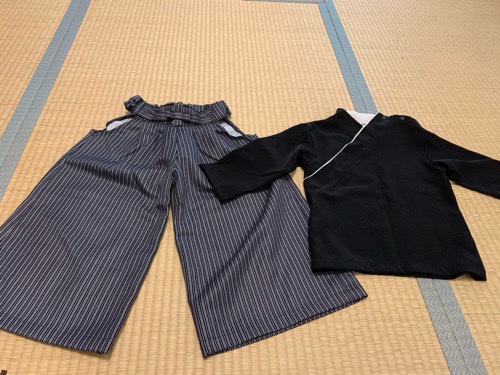 「着付け簡単！キッズ袴セット」の着物と袴